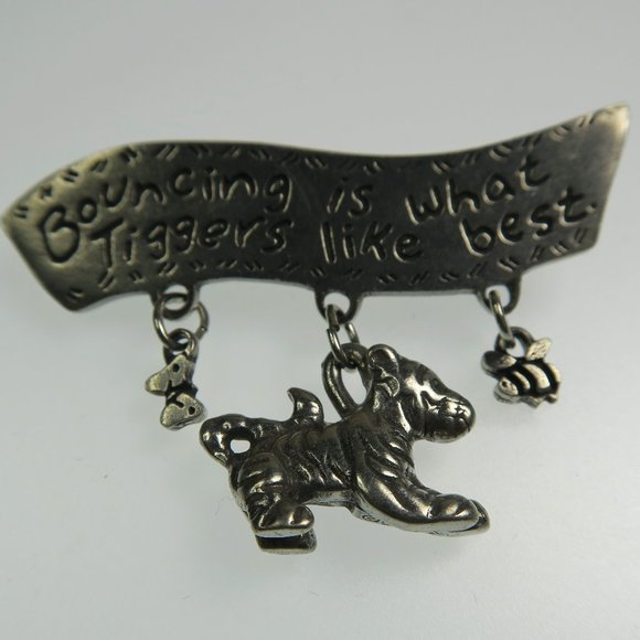 Silver tone Bouncing "Tigger" Pewter Brooch / Pin - Disney - Picture 1 of 4